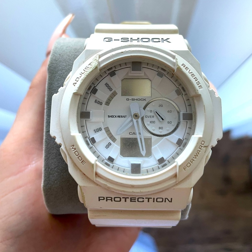 White G-Shock Digital Watch - Picture 1 of 5